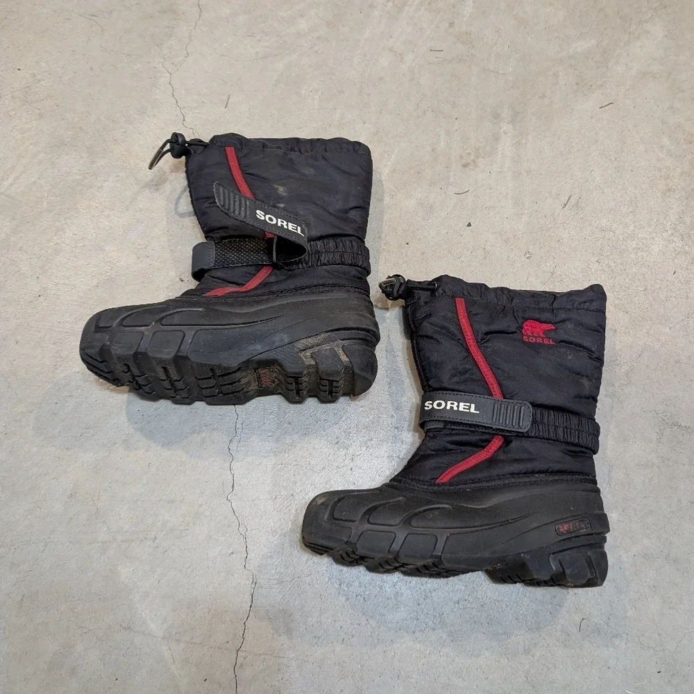 Sorel Kids 3 Flurry Boot Black Red Outdoor As Is